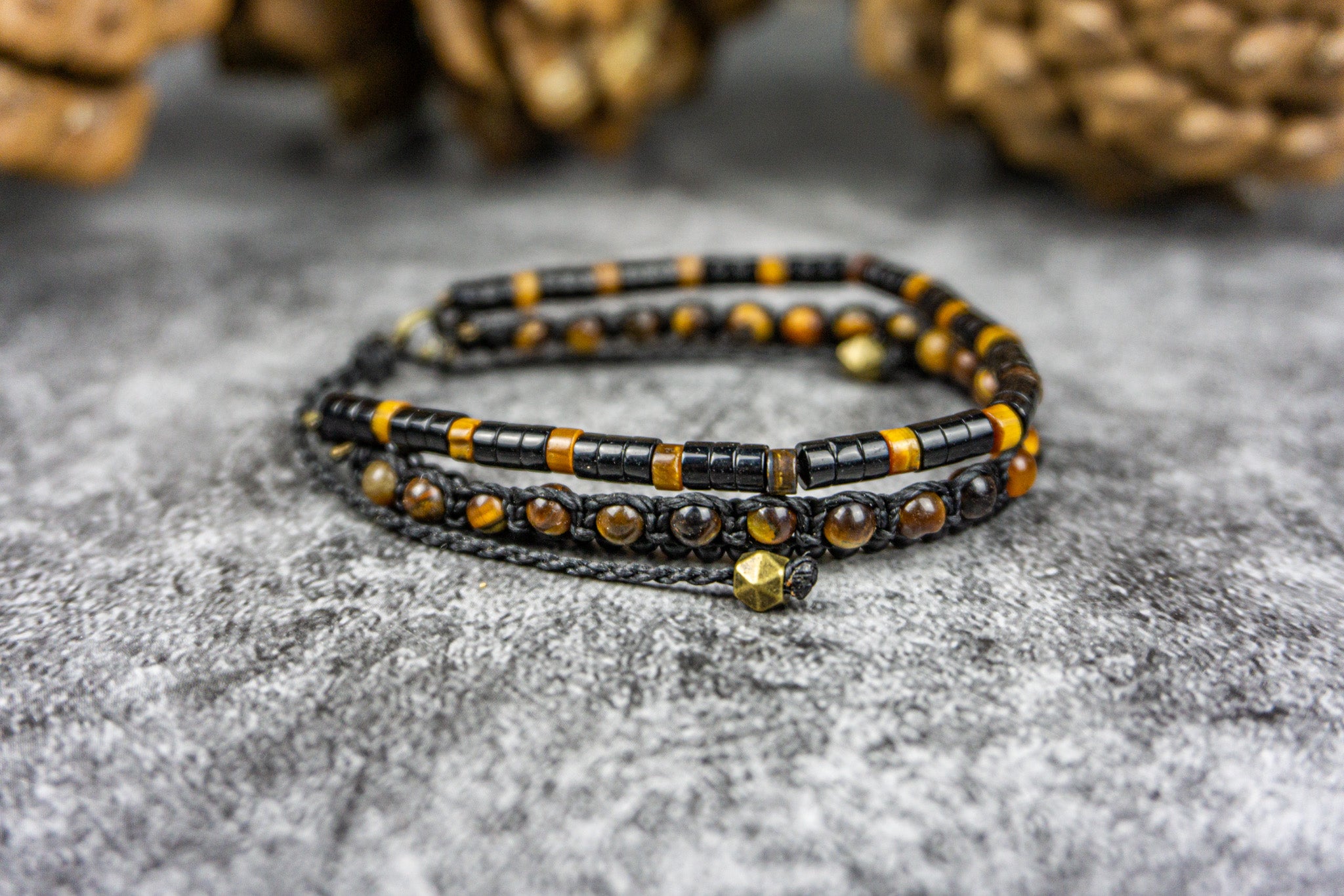 triple layered bracelet made of tiger eye and onyx gemstone heishi beads- wander jewellery