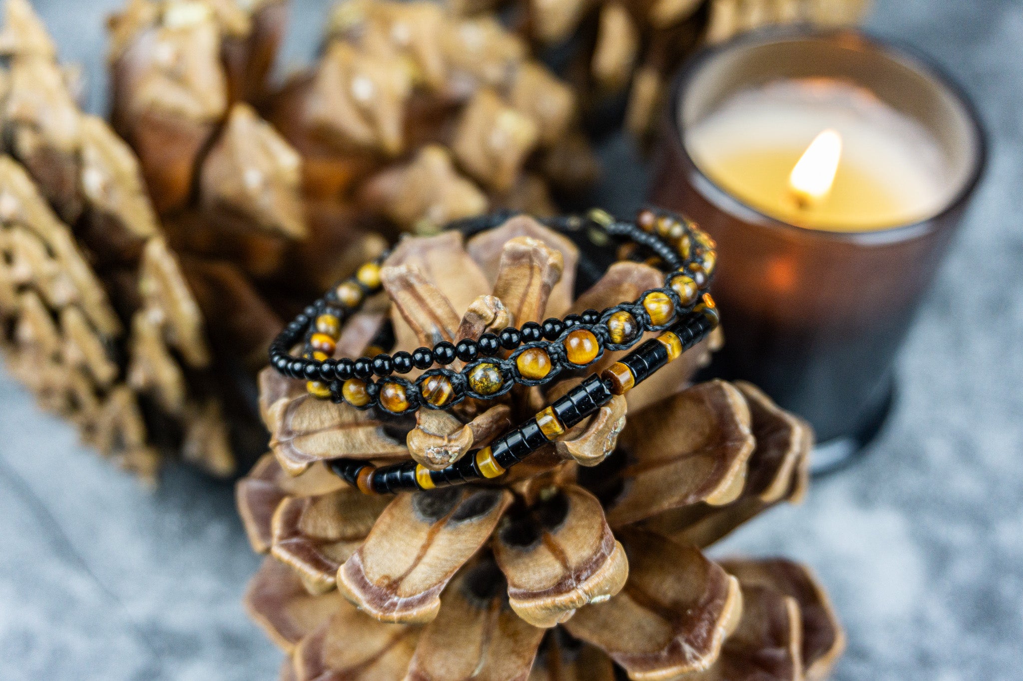 layered bracelet set made of tiger eye and onyx gemstones- wander jewellery