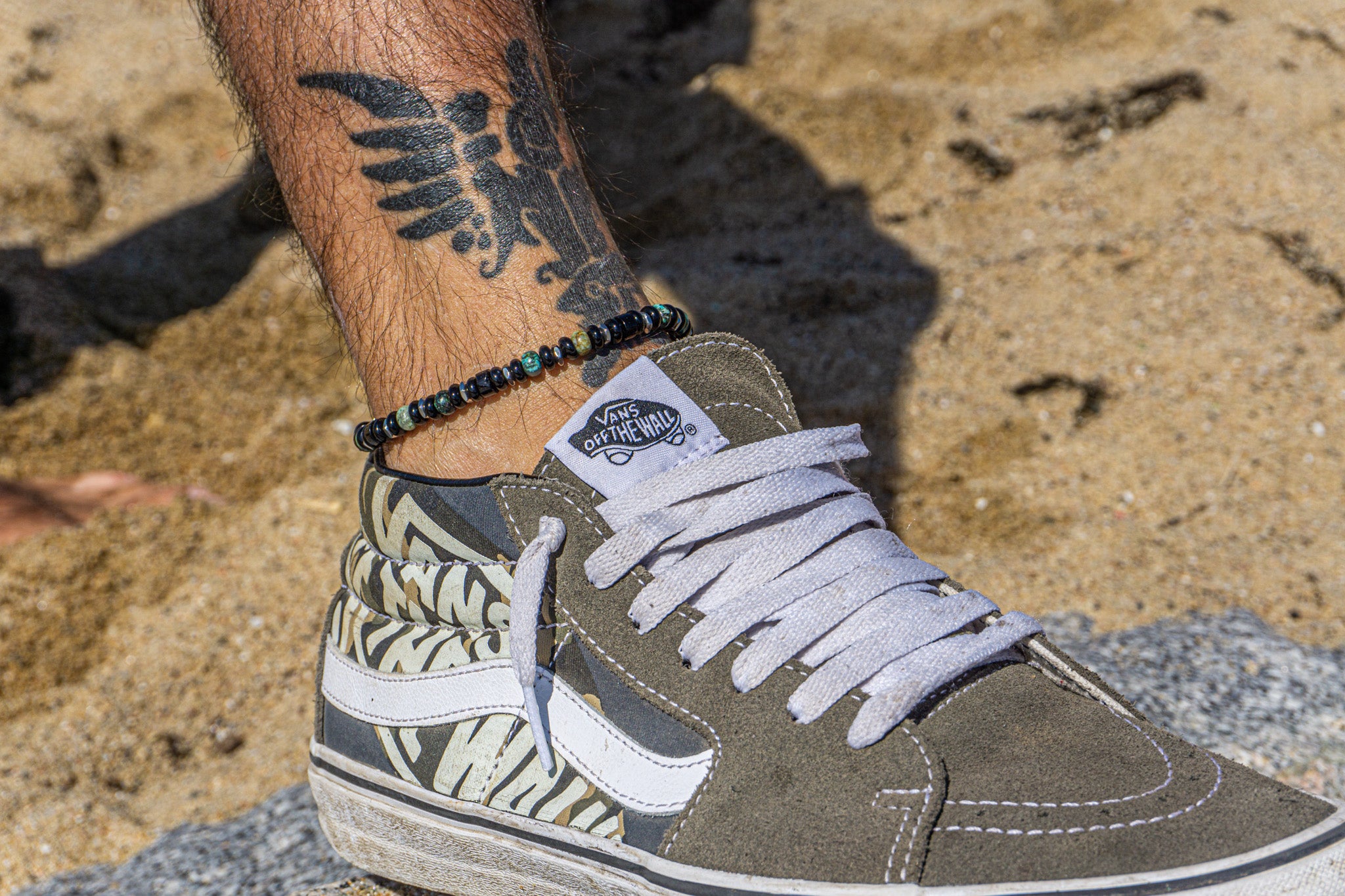 mens black onyx and gree jasper gemstone bead waterproof anklet- wander jewellery