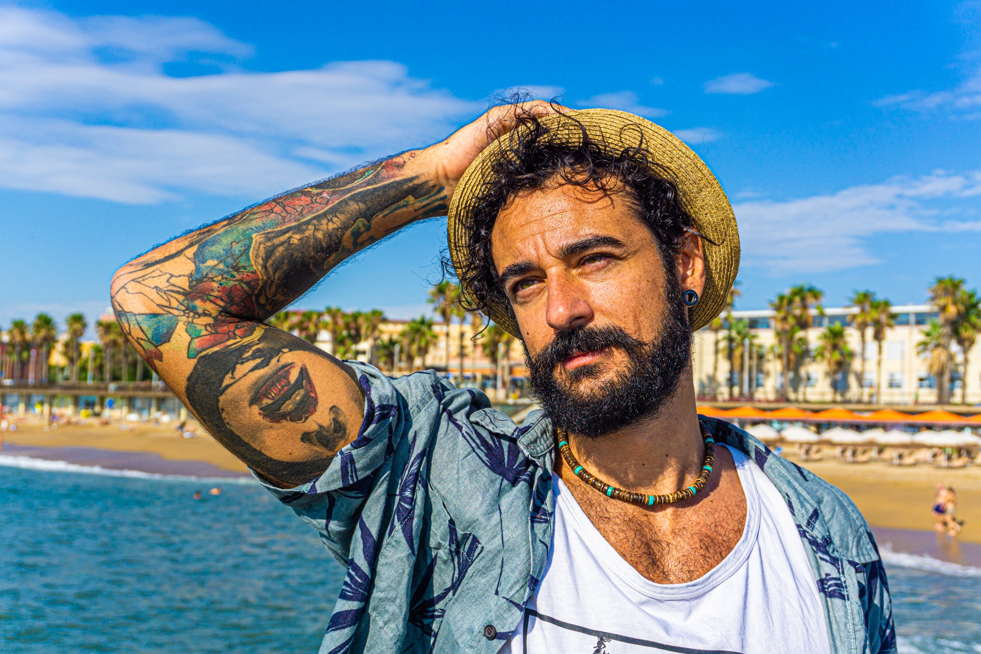 mens chunky coconut shell beaded choker necklace with turquoise gemstones- wander jewellery