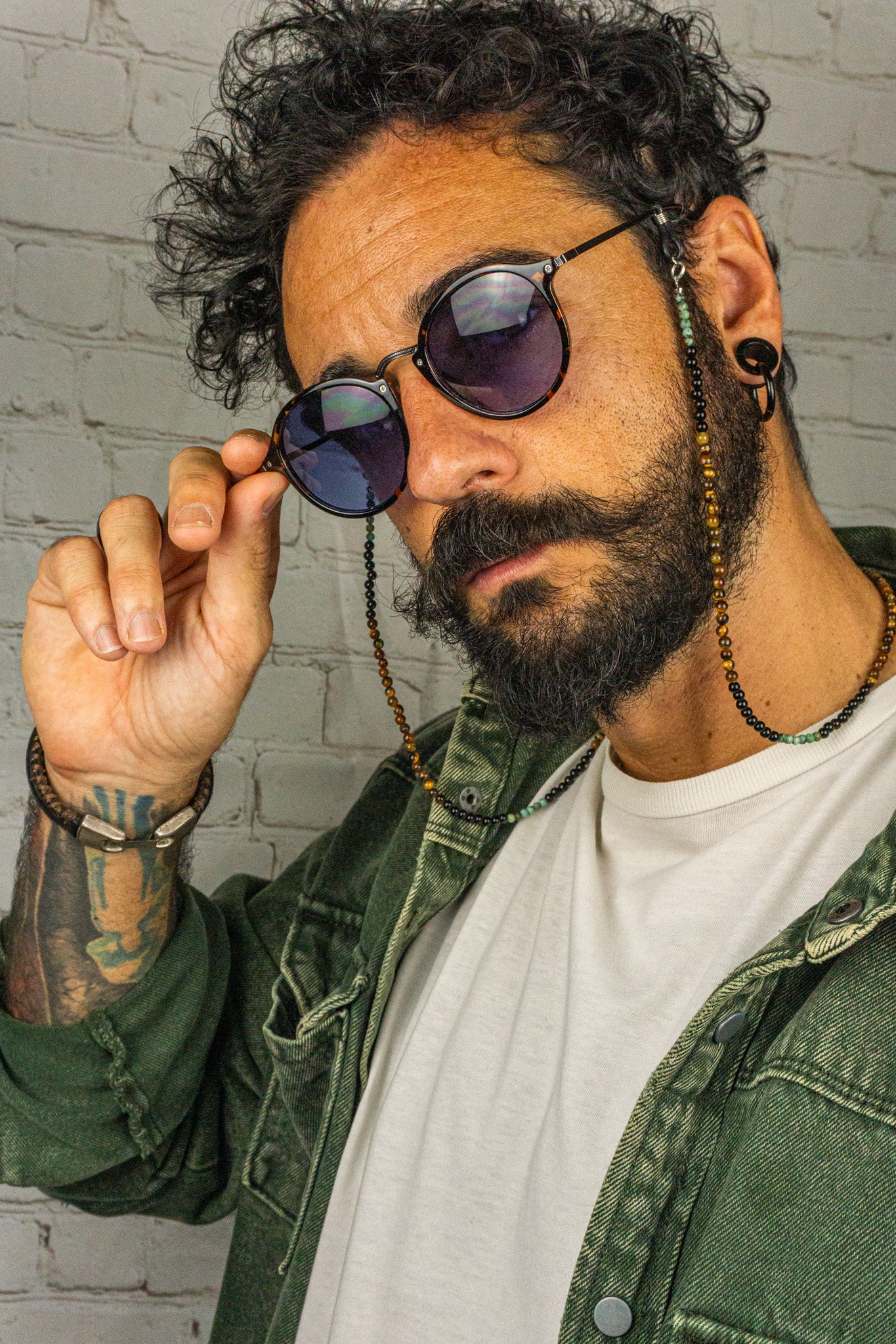 Colorful Chic: Gemstone Beaded Glasses Chain