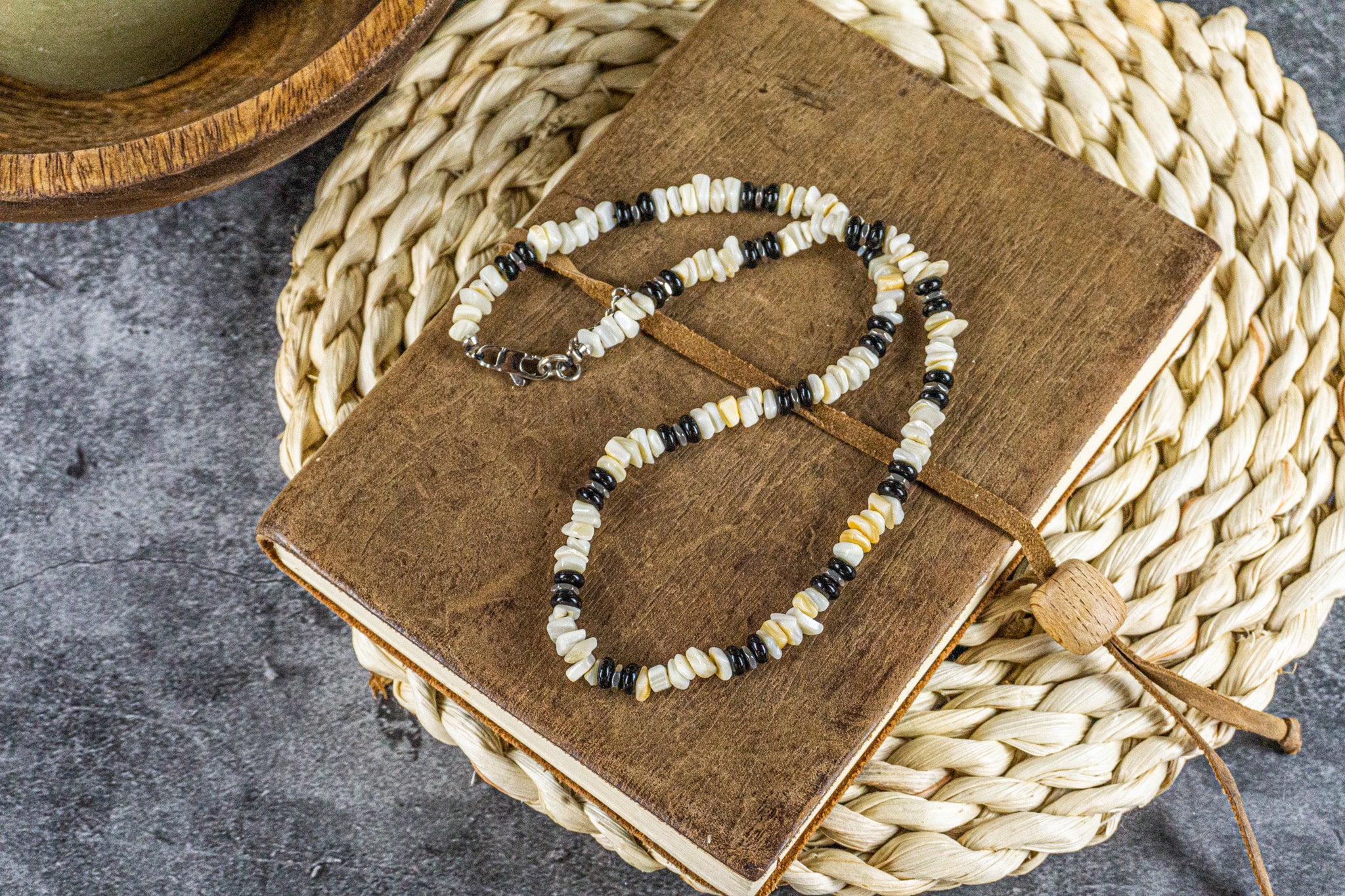 white ivory coral chips choker necklace- wander jewellery