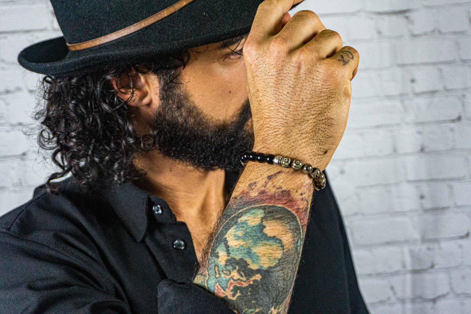 mens third eye agate and black onyx gemstone beaded bracelet- wander jewellery