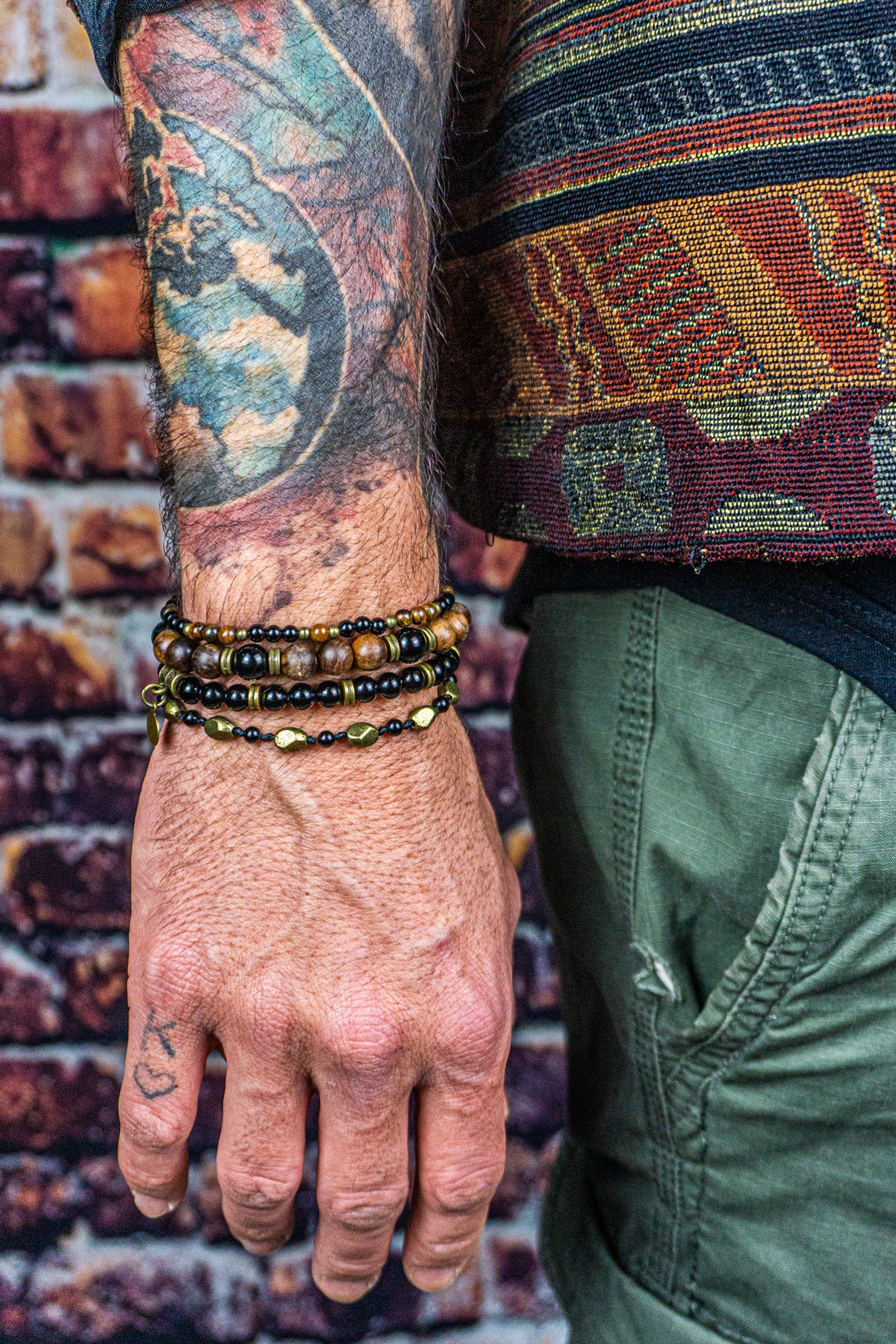 mens bracelet set made of 4 bracelets, with a mix onyx, tiger eye, wooden beads and bronze nuggets- wander jewellery