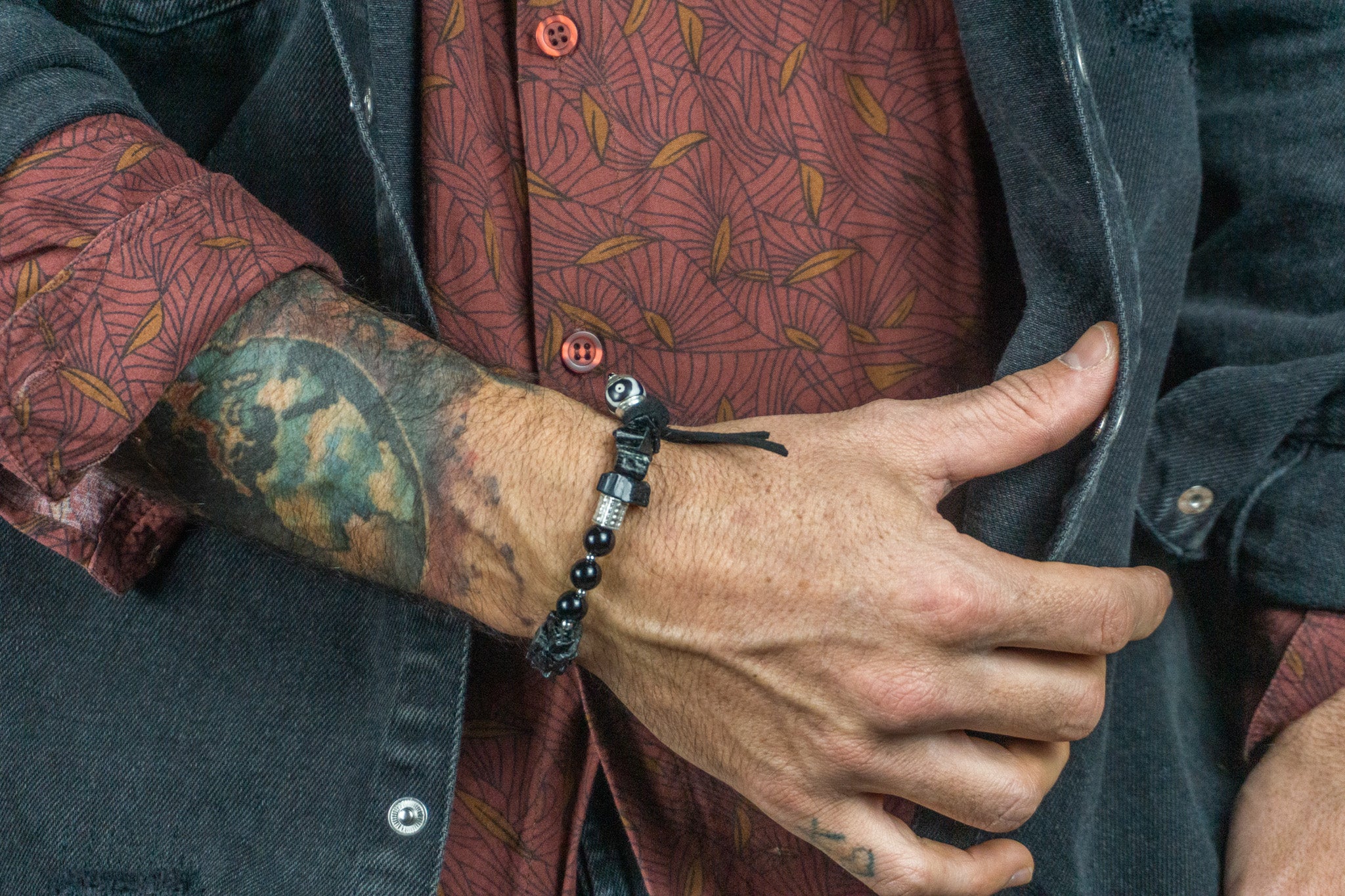 mens black tourmaline and onyx beaded bracelet