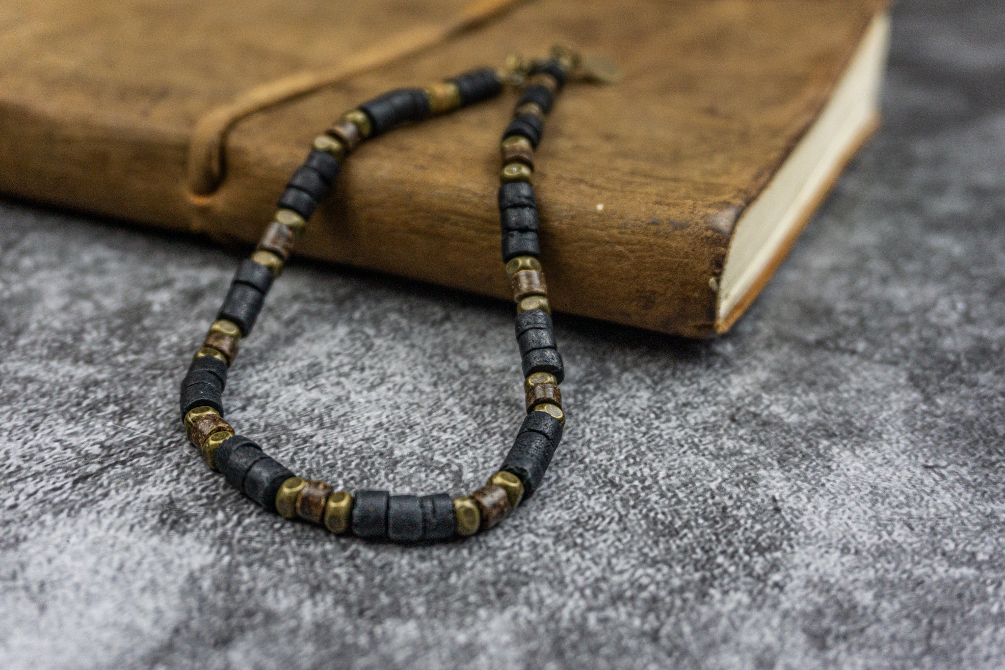 black coconut surfer anklet - wander jewellery