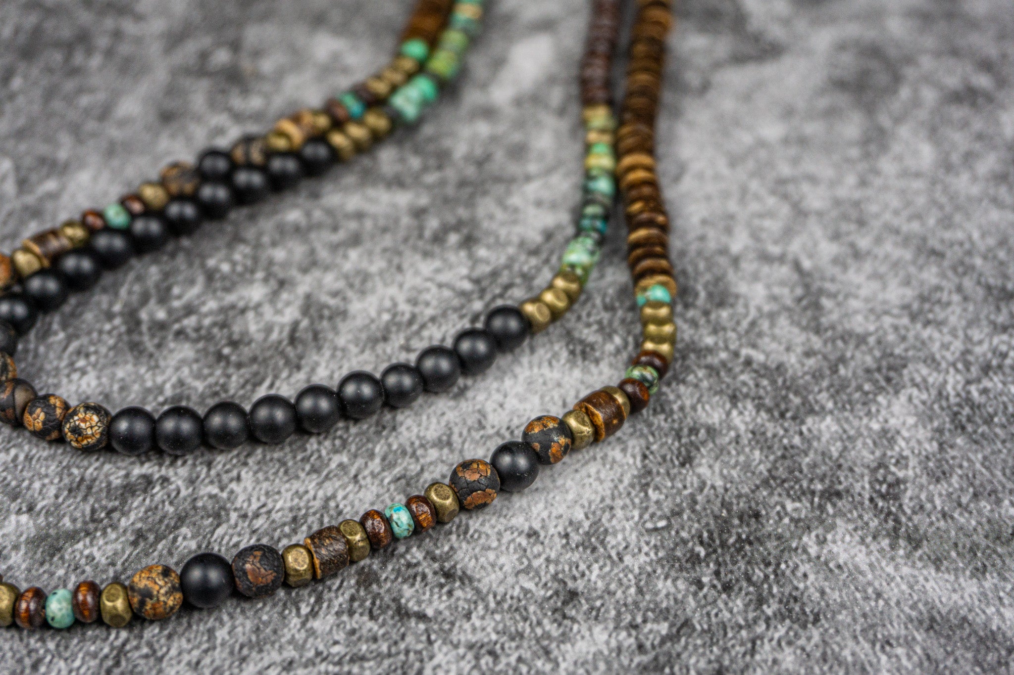 beaded necklace set made of gemstone and wooden beads- wander jewellery 