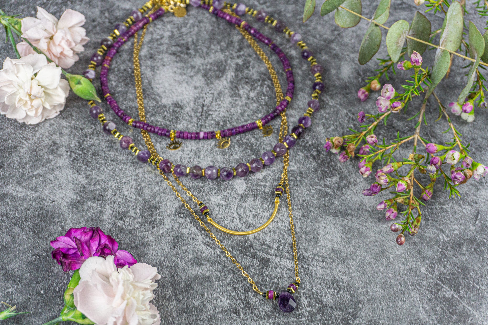 necklace set made of Purple amethyst and lepidolite gemstones and golden stainless steel chain with pendant