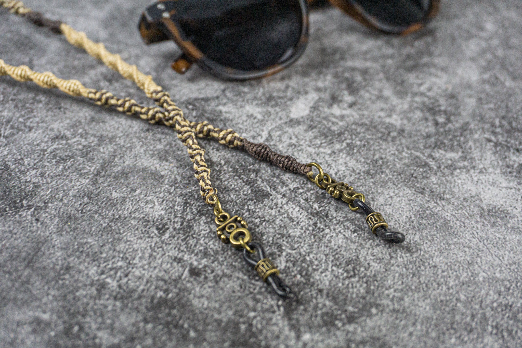 macrame sunglasses strap holder-wander jewellery