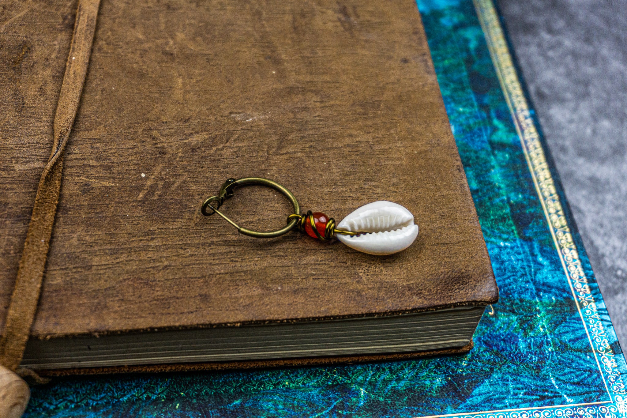 hoop agate gemstone and dangle shell earring- wander jewellery