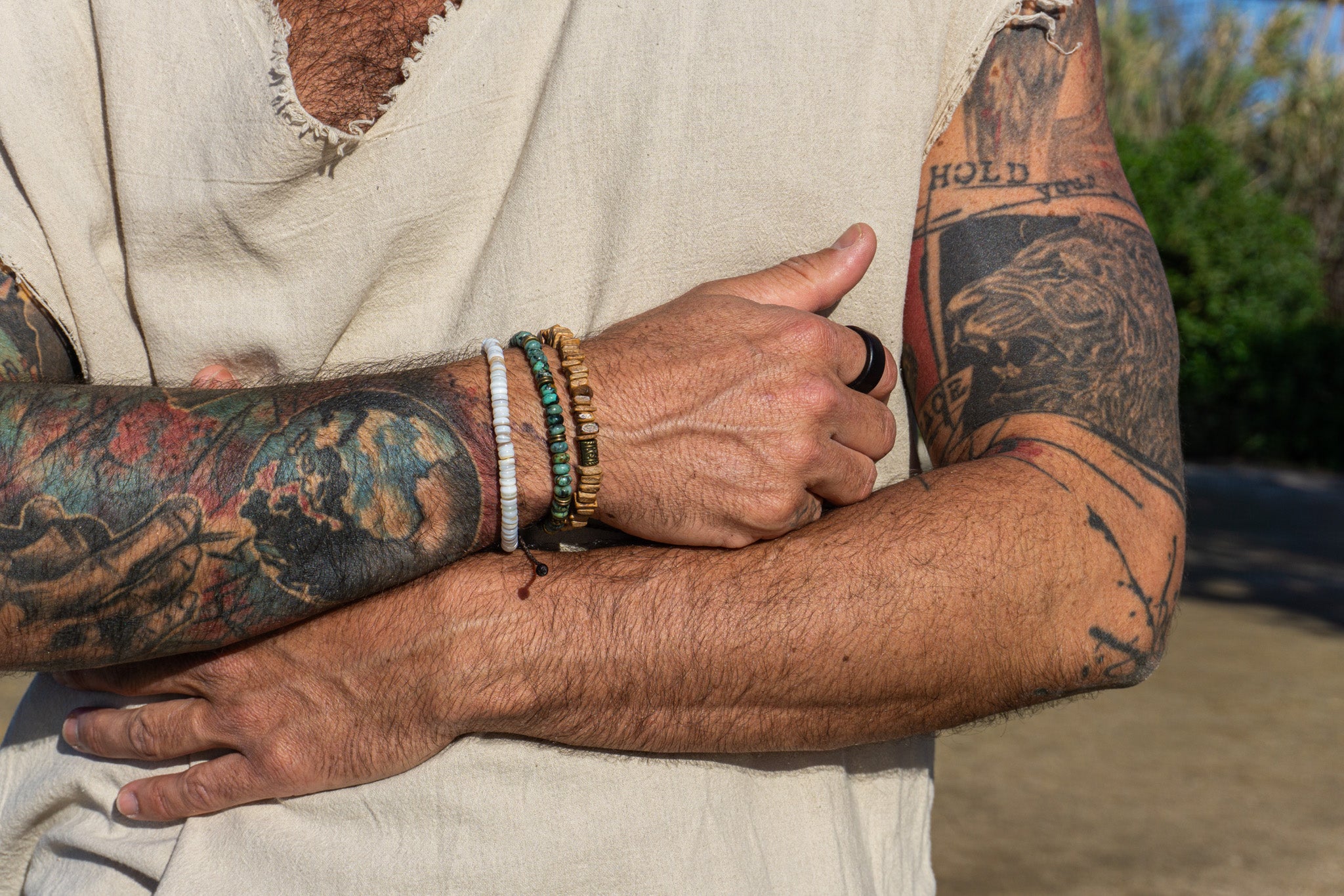 mens bracelet set composed by one green gemstone bracelet, one coconut shell bracelet and one seashell bracelet- wander jewellery