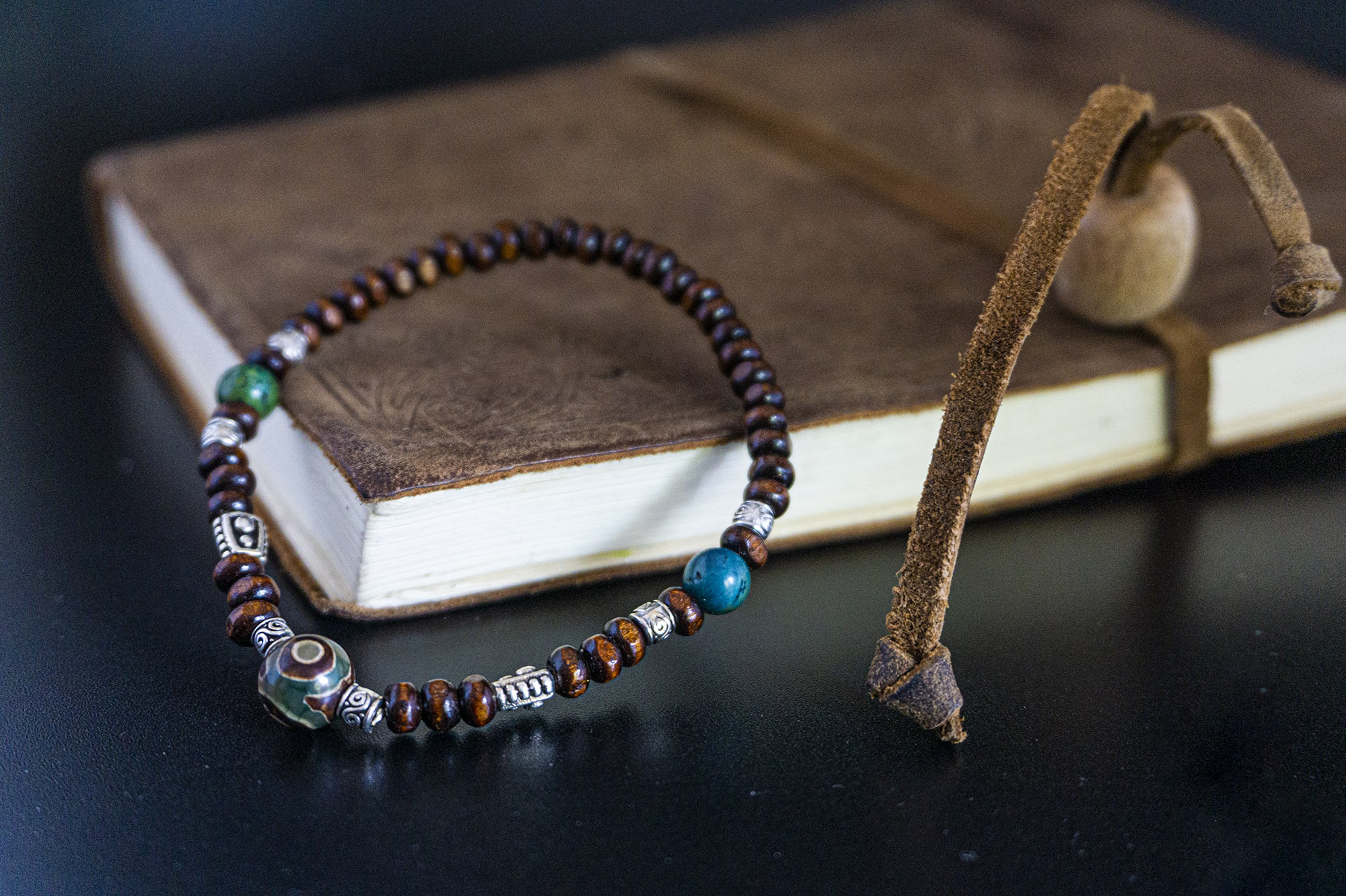wooden bead and green gemstone stretchy bracelet- wander jewellery