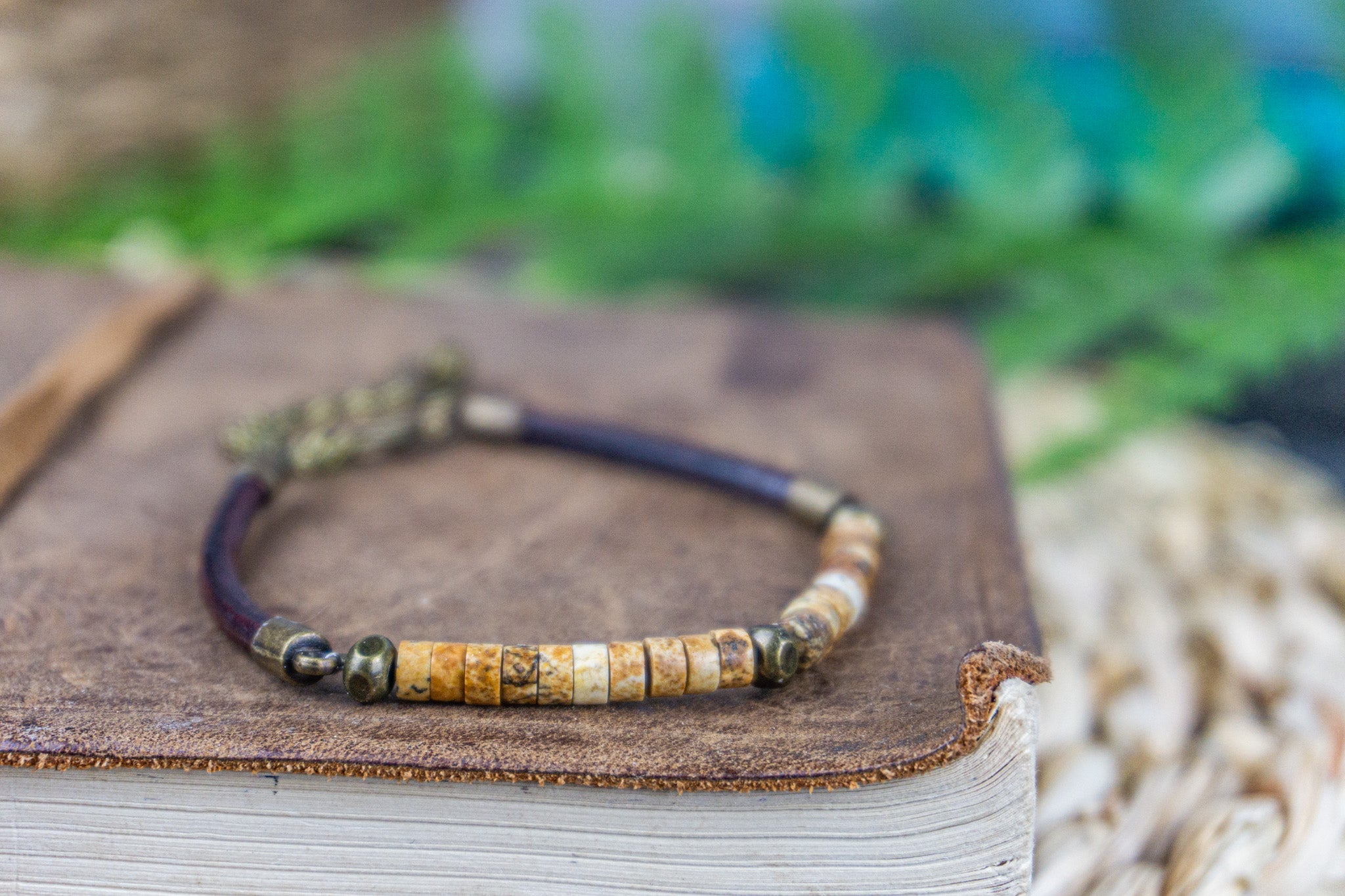 Adjustable mens beaded bracelet with earthy colors 