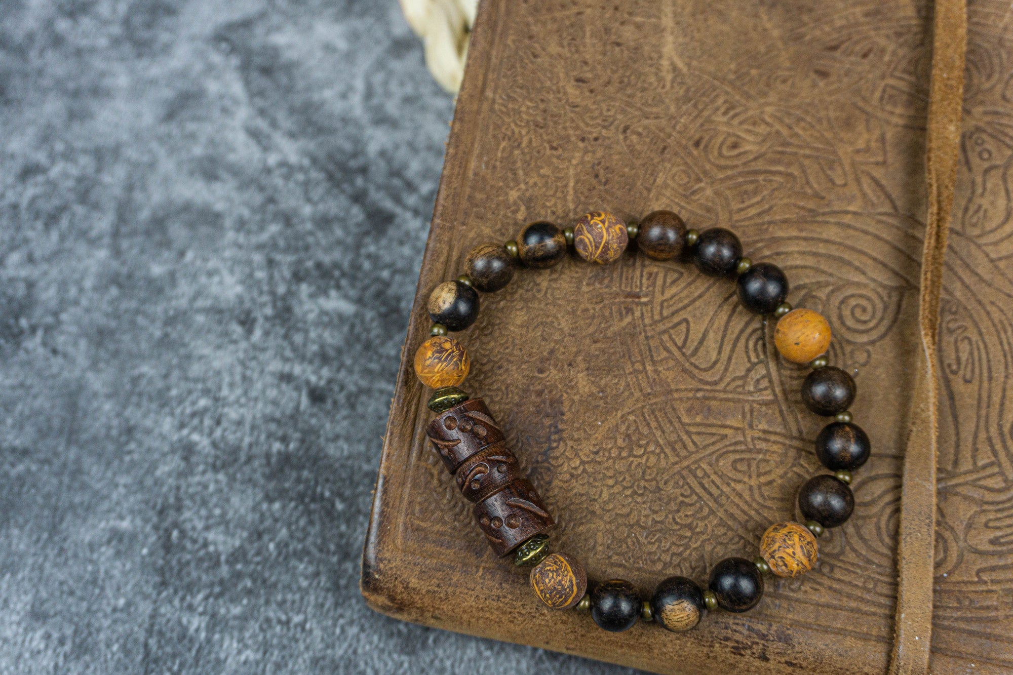 Jasper and wooden beads bracelet for men